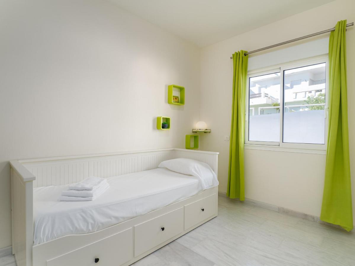 2051-New 3 Bedrooms On Golf Estepona Esterno foto